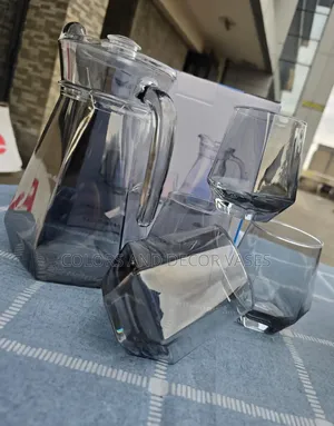 *5pc Set Borosilicate Glass Set;4 Hexagonal Glass.1 Jug 1.44l.