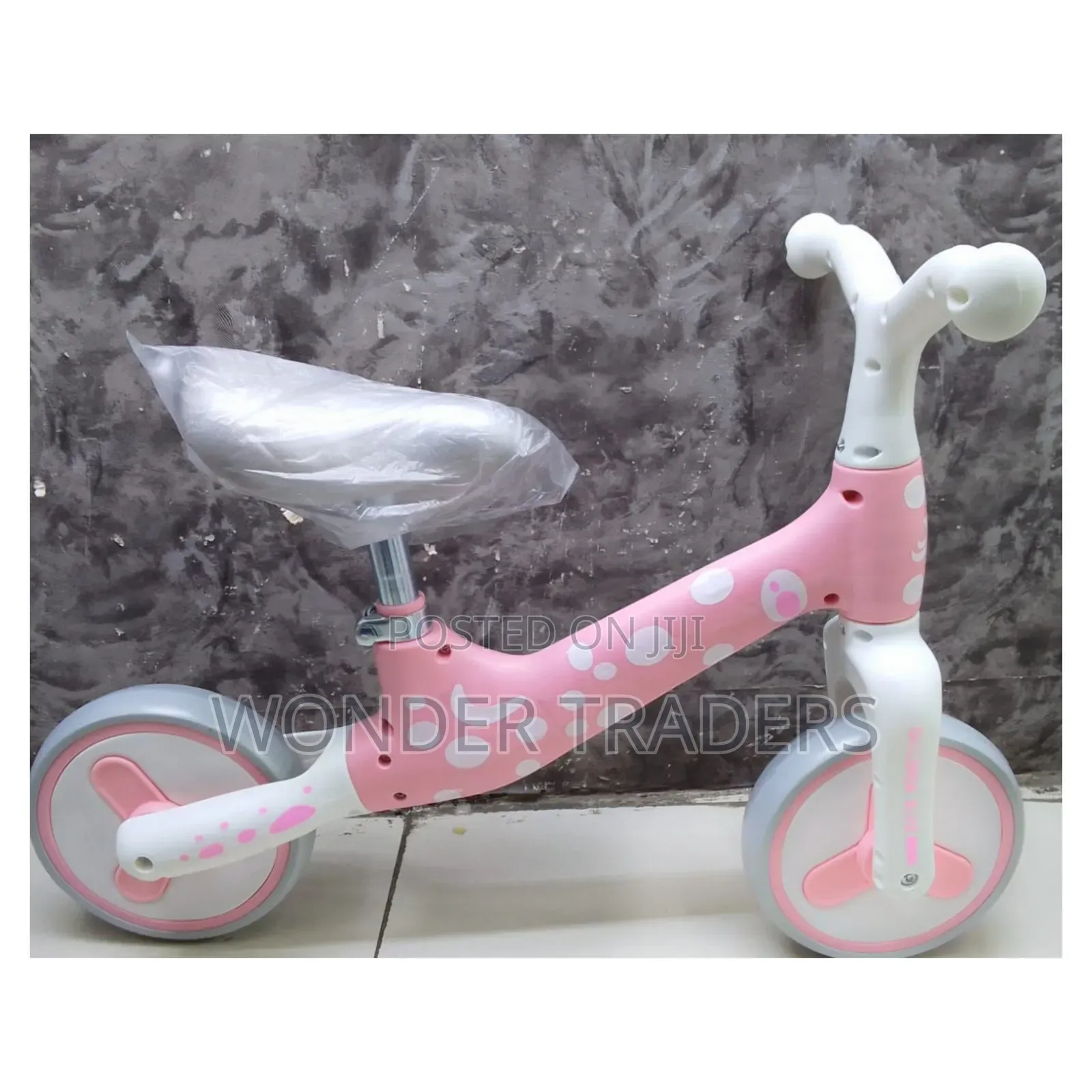 Balance Bicycle S No Pedals 
Size 12