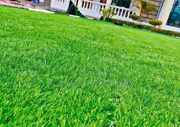 50mm Artificial Grass Carpet Weather Resistant Synthetic Long Lasting