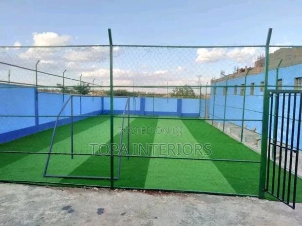 Outdoor Mini Field Artificial Green Grass Carpets for All Weather