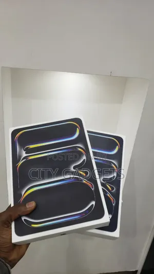 New Apple iPad Pro 13 (2024) 256 GB