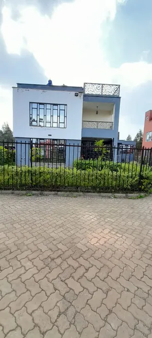 4bdrm Townhouse / Terrace in Ondiri, Kikuyu for rent