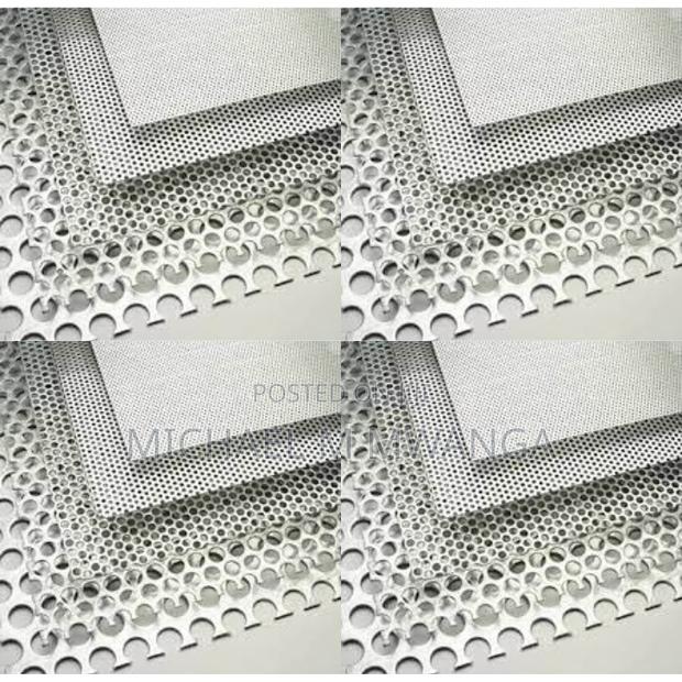 Superior Corrosion Resistant 4ft X 8ft Perforated Sheet