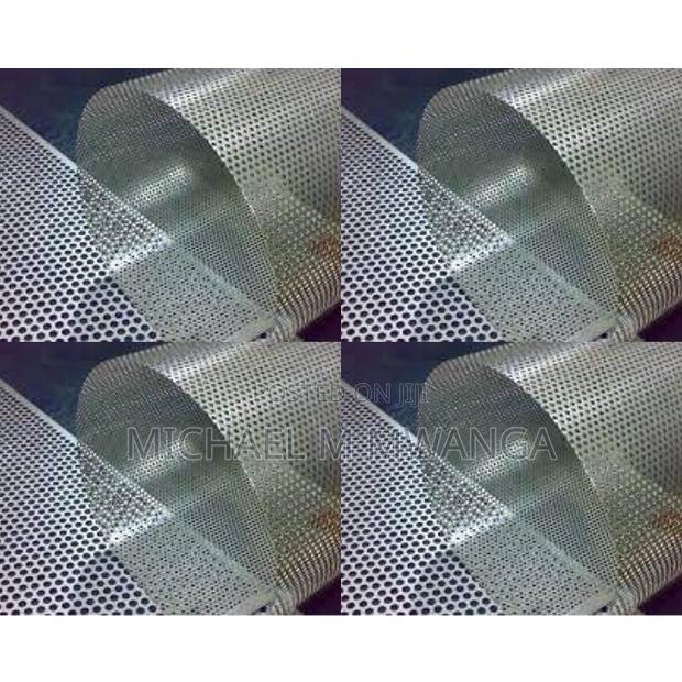 Premium-Grade Stainless Steel 4ft X 8ft Perforated Sheet