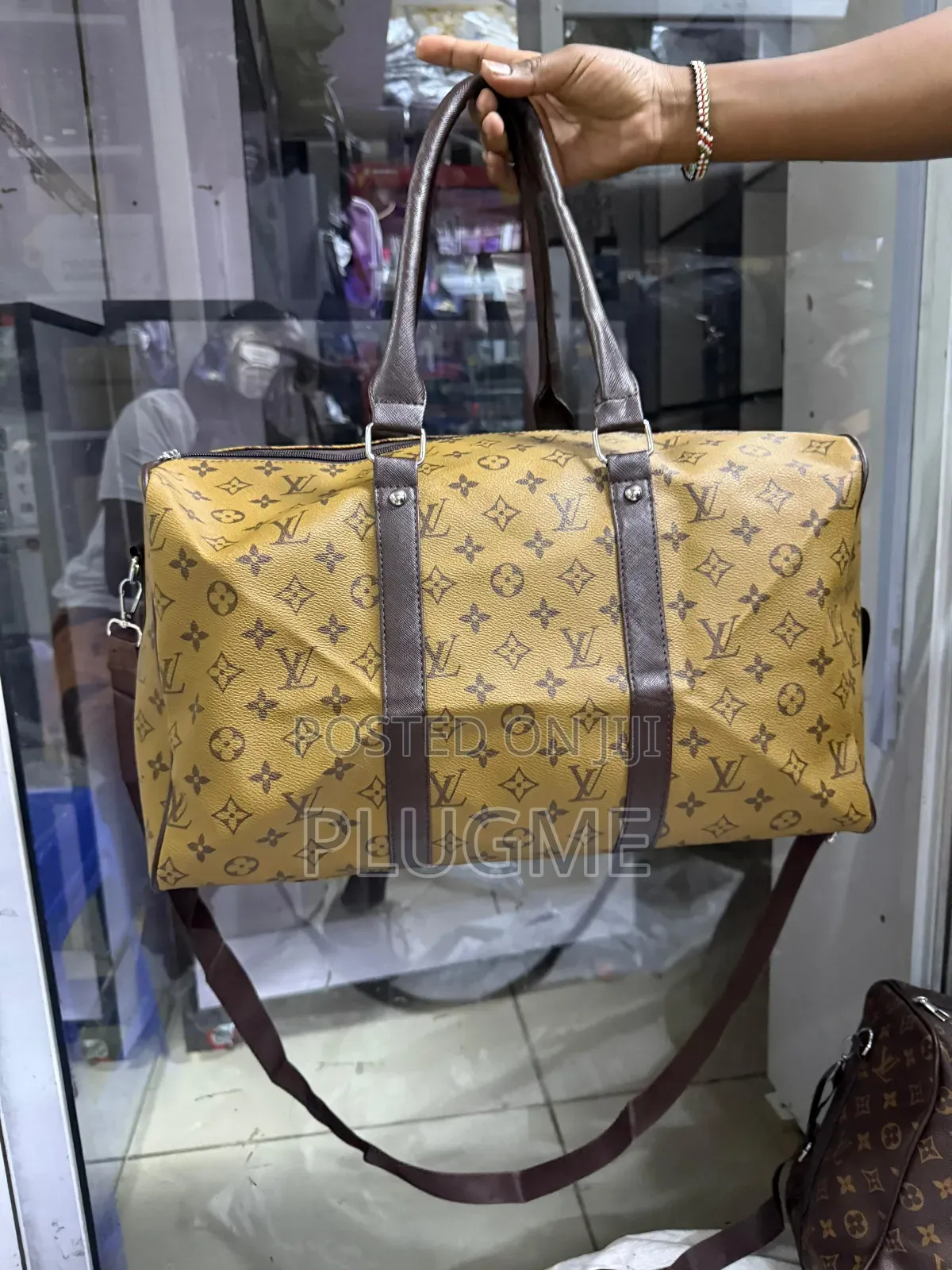 Large Sleek Spacious Duffle Travel Bags Lv