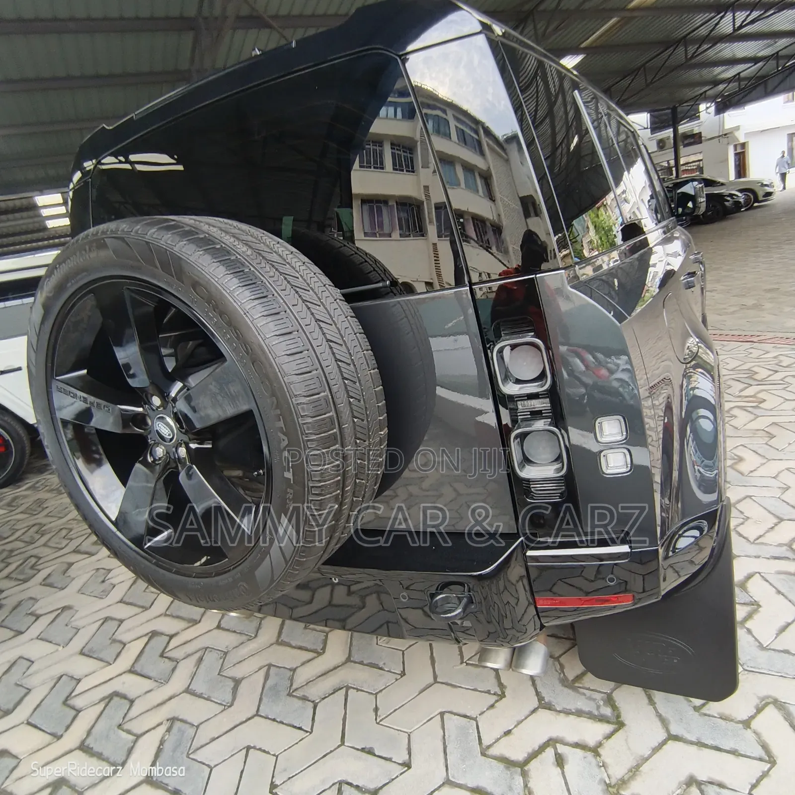 Land Rover Defender 2023 Gray