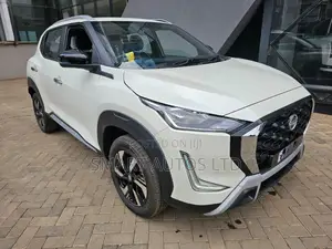New Nissan Magnite 1.0 Petrol FWD 2025 White