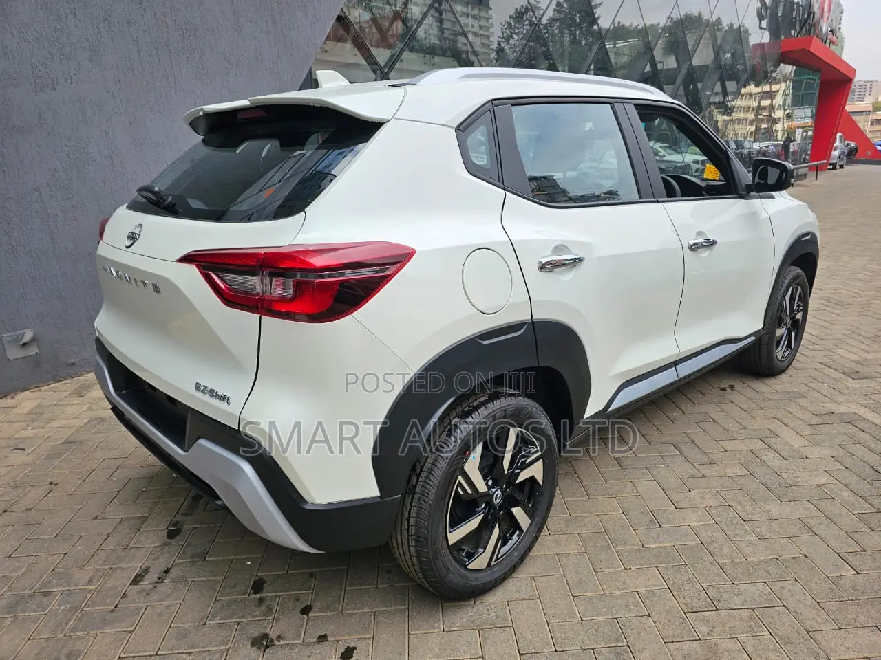New Nissan Magnite 1.0 Petrol FWD 2025 White