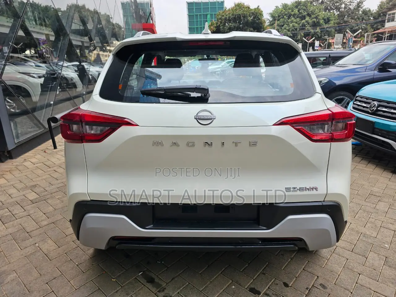 New Nissan Magnite 1.0 Petrol FWD 2025 White