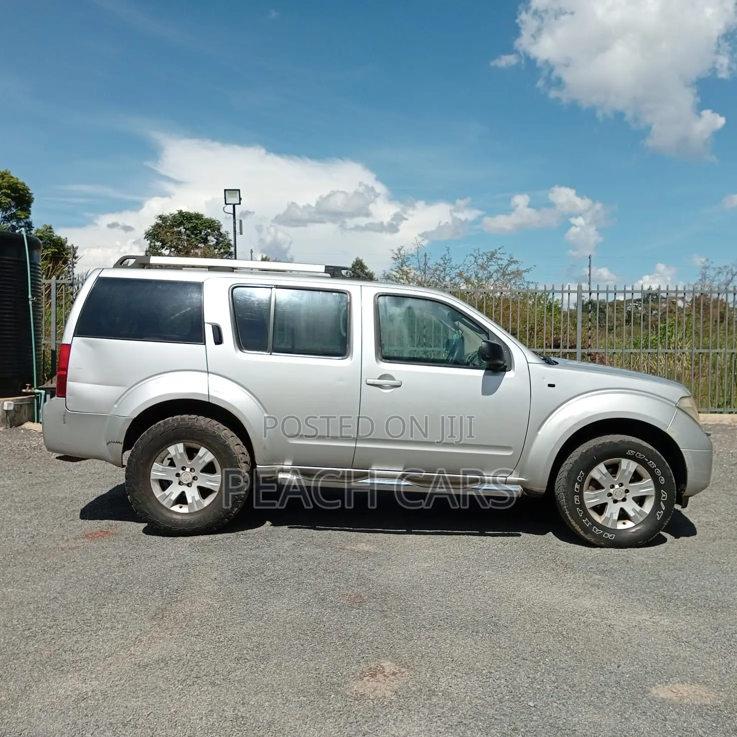 Nissan Pathfinder LE 4x4 2005 Silver