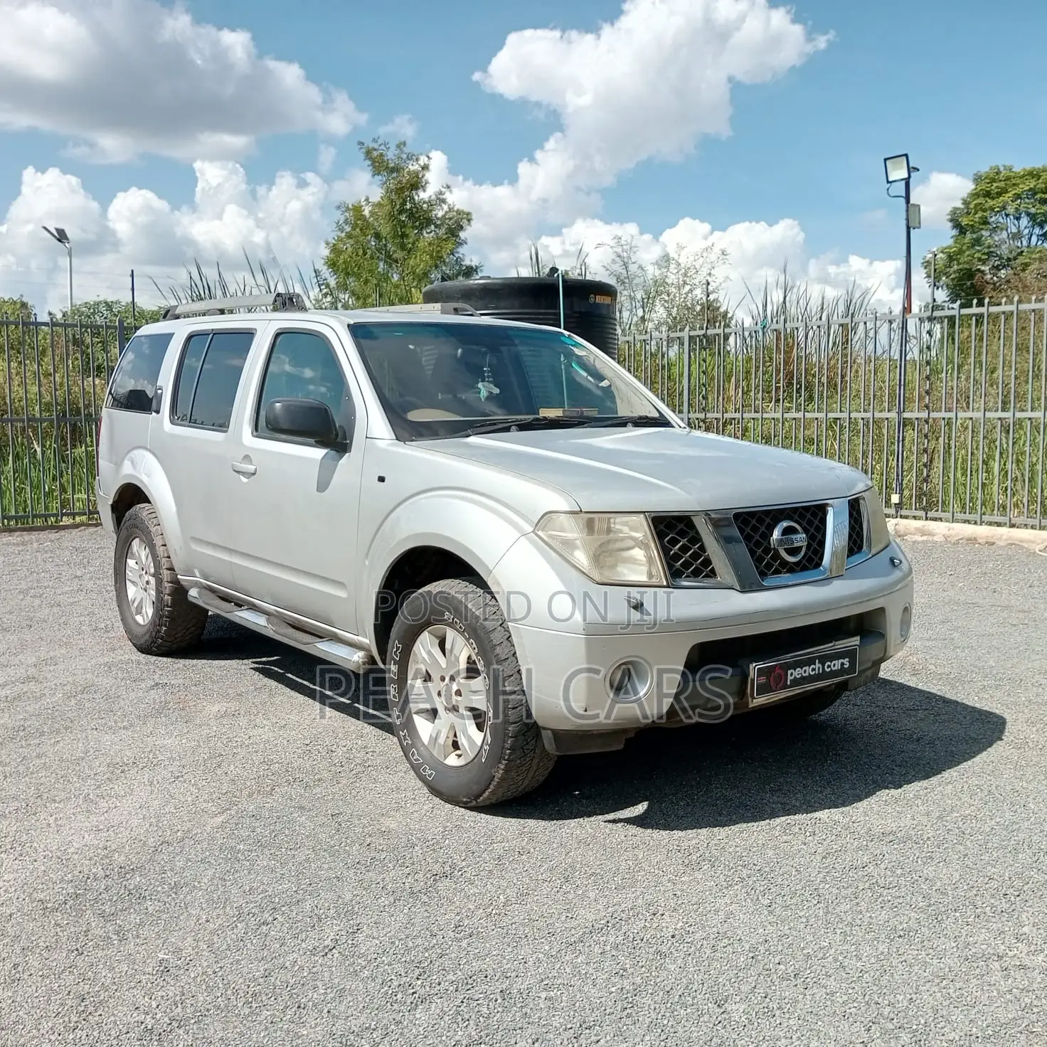 Nissan Pathfinder LE 4x4 2005 Silver