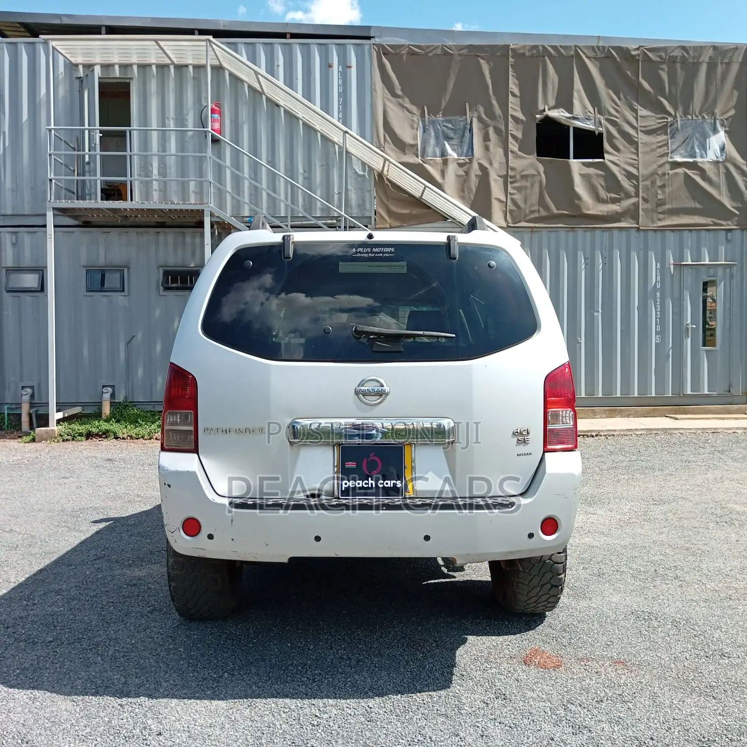 Nissan Pathfinder LE 4x4 2005 Silver
