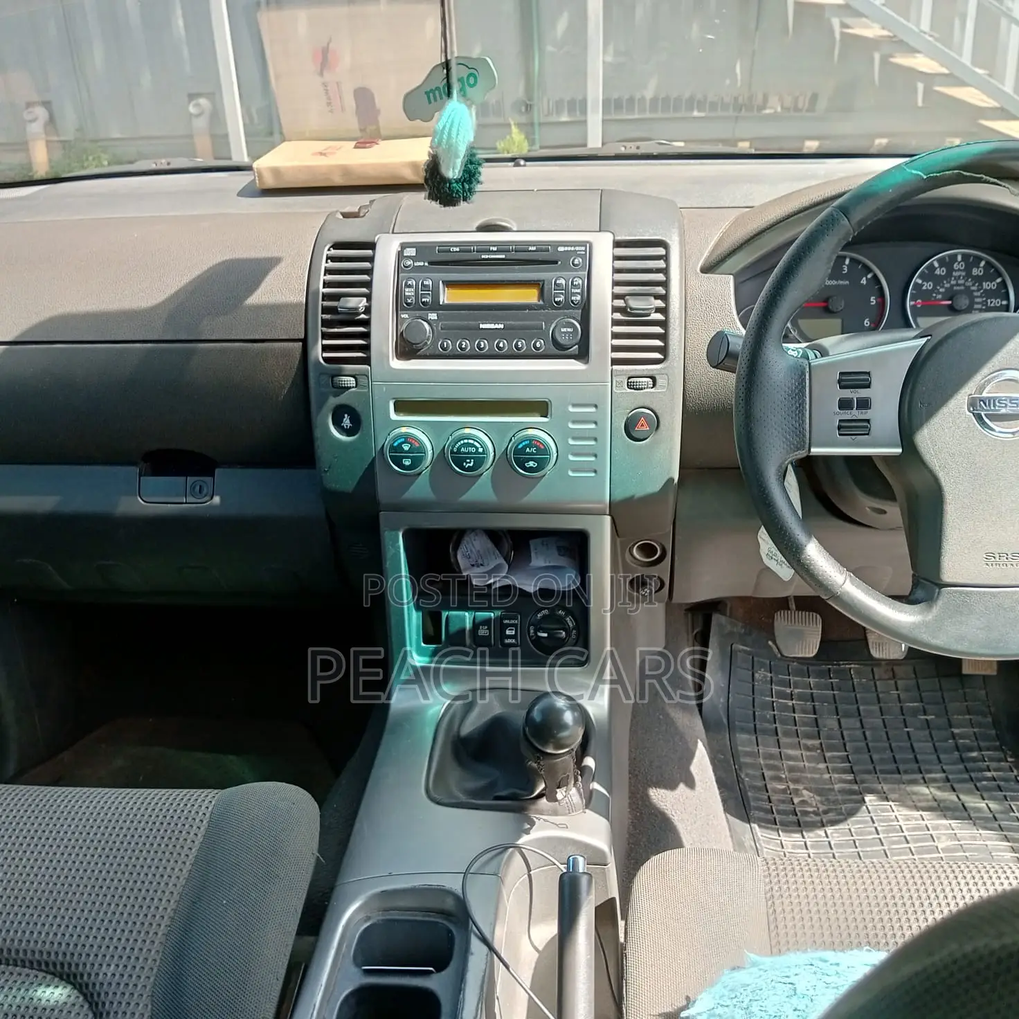 Nissan Pathfinder LE 4x4 2005 Silver