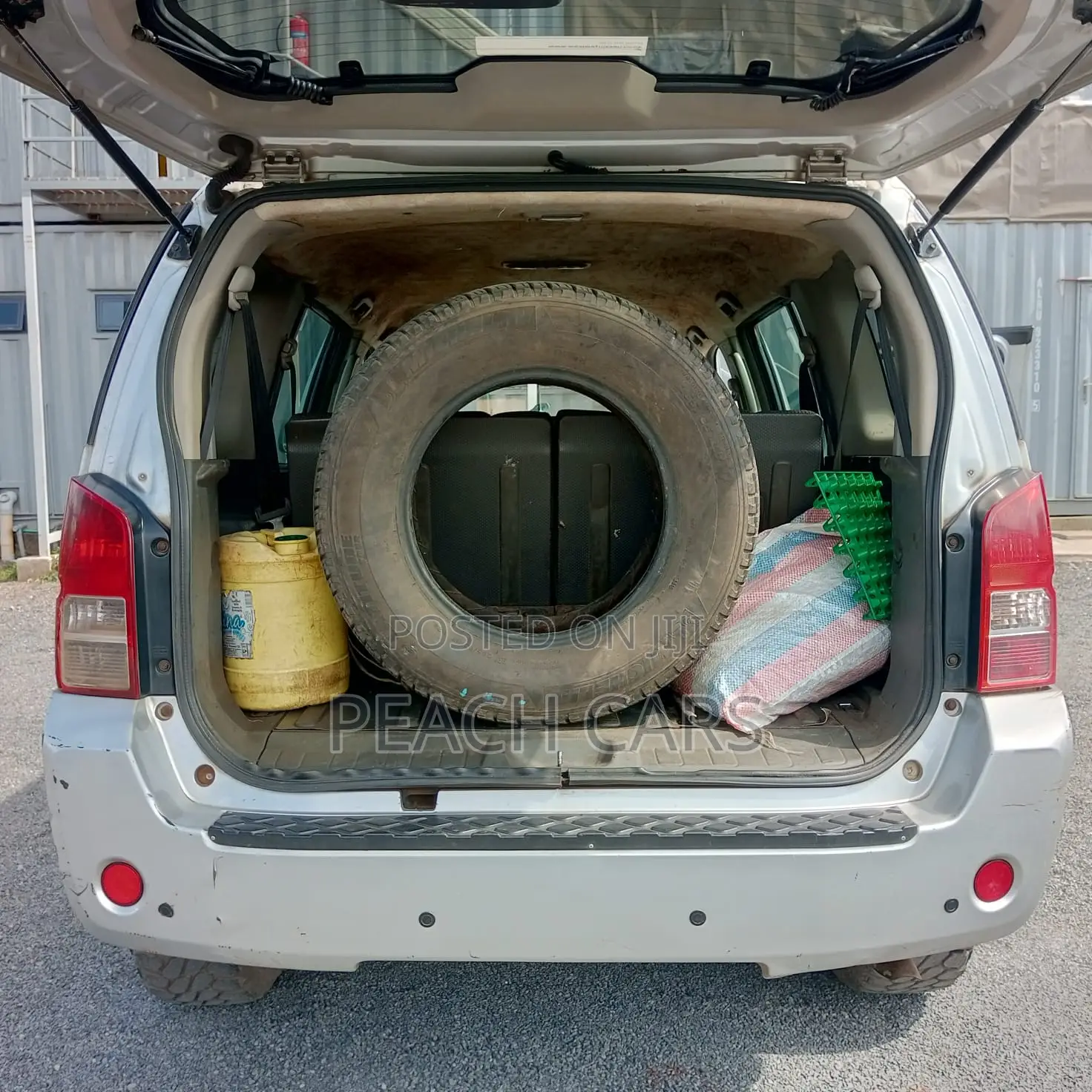 Nissan Pathfinder LE 4x4 2005 Silver