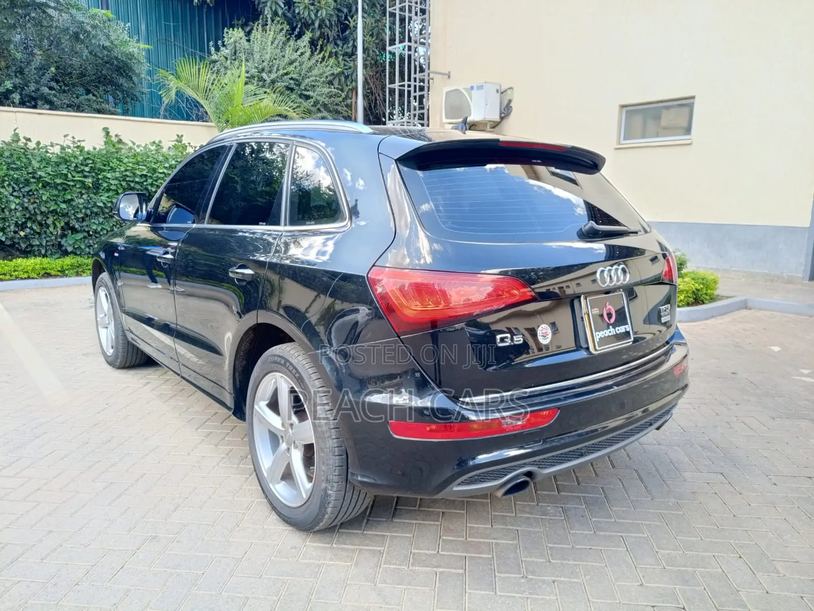 Audi Q5 2.0T Premium AWD quattro 2016 Black