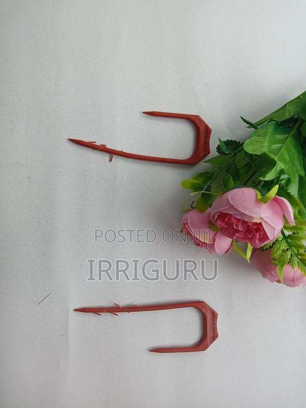 Holders For The Driplines - main view