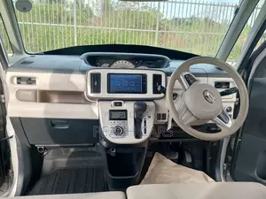 Daihatsu Move 2017 Red