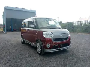 Daihatsu Move 2017 Red
