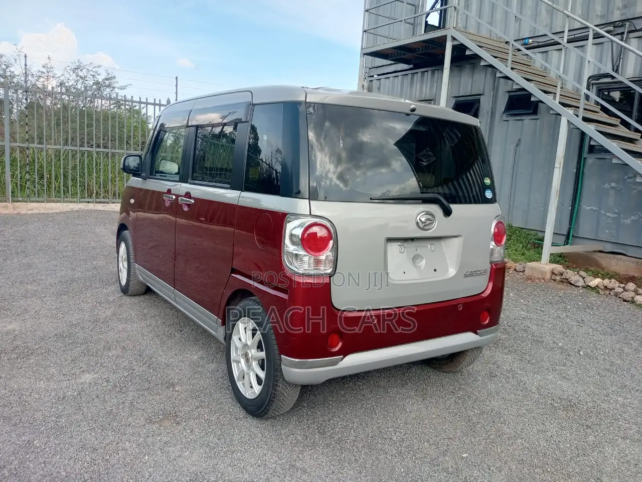 Daihatsu Move 2017 Red