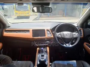 Honda Vezel 1.5 2WD 2017 Black