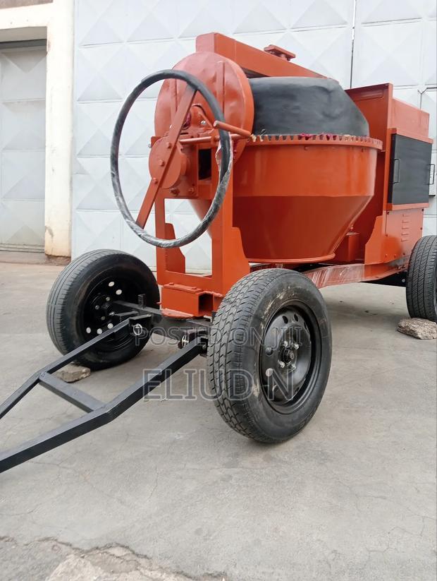 Diesel Powered Concrete Mixer 500l/Titan