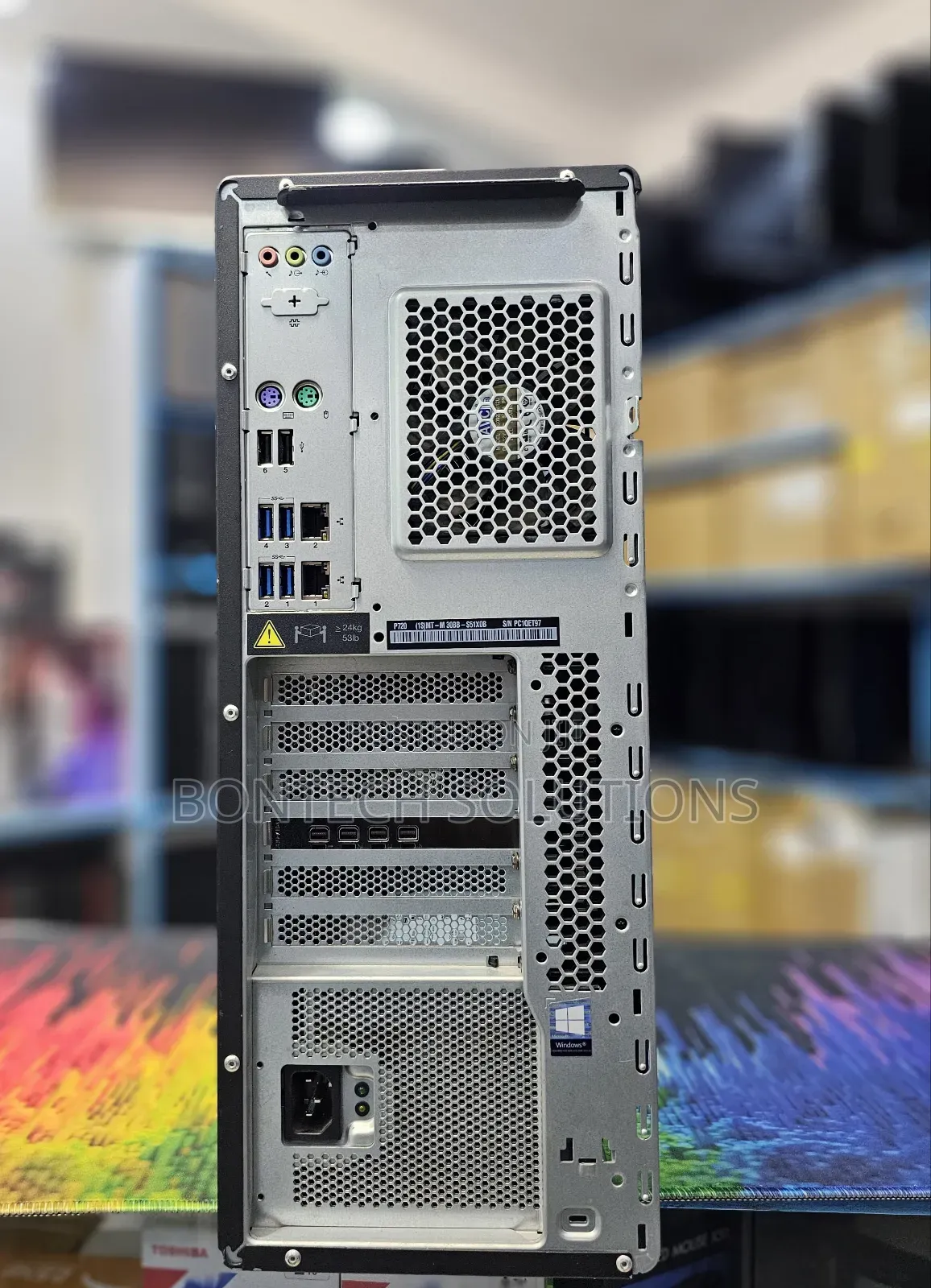 Desktop Computer Lenovo ThinkStation P720 32GB Intel Xeon SSD 1T