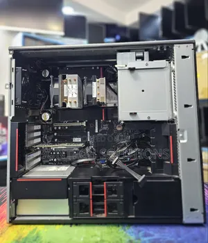 Desktop Computer Lenovo ThinkStation P720 32GB Intel Xeon SSD 1T