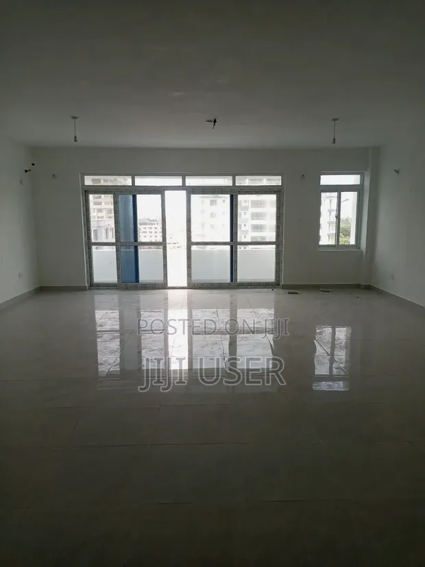 3bdrm Apartment in Kizingo for rent