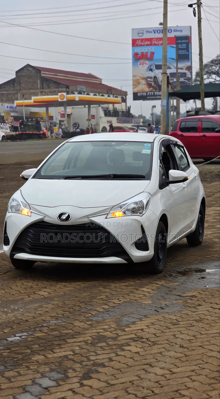 Toyota Vitz 2018 White