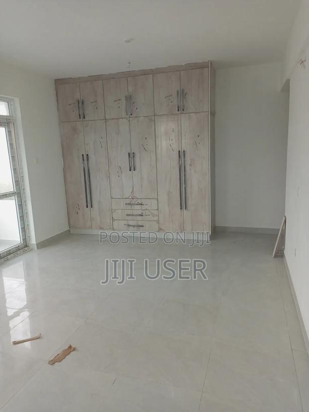 3bdrm Apartment in Kizingo for rent - thumbnail 8