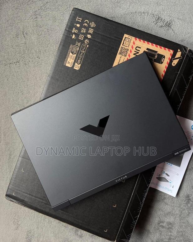 Laptop HP Victus 15 16GB AMD Ryzen 5 SSD 512GB - main view