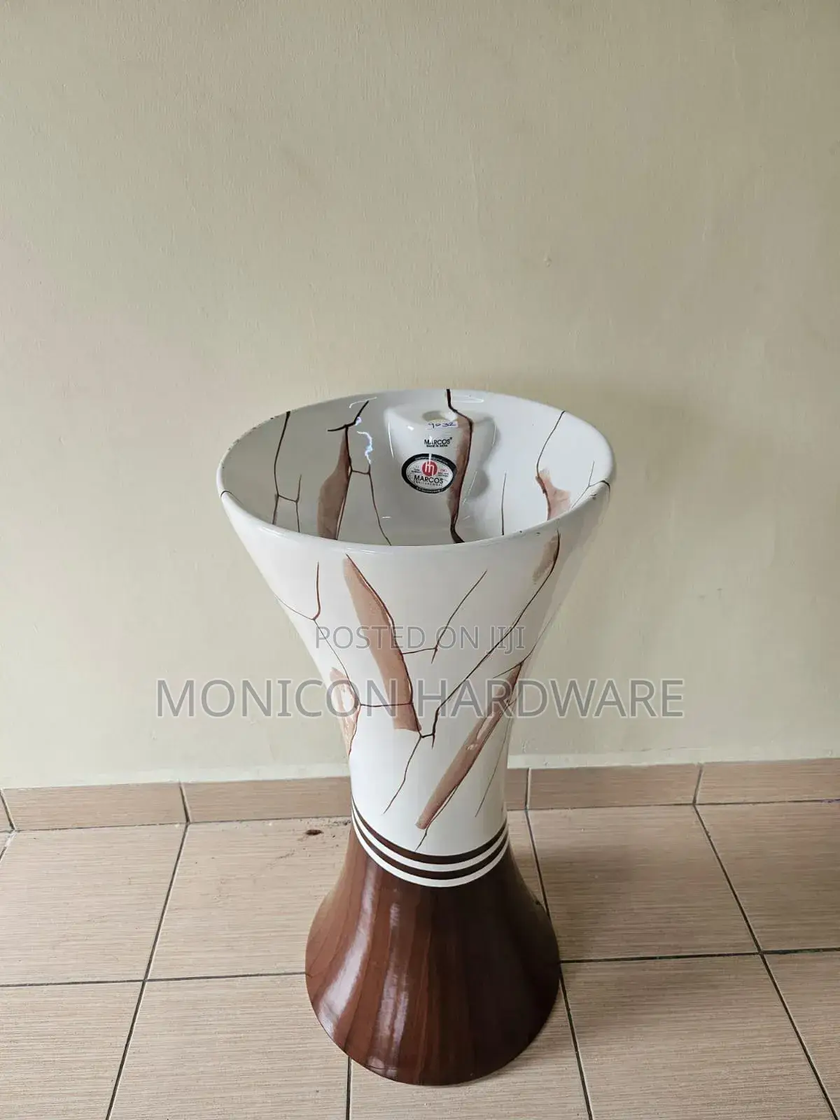 Hand Wash Basin (White and Brown)