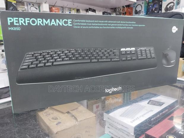 Logitech Performance Wireless Keyboard and Mouse Mk850