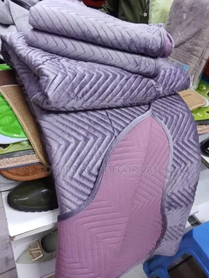 Soft *Velvet* Bedcovers 
With 2 Pillow Cases
Size *7/8*