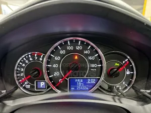 Toyota Axio 2019 Gold