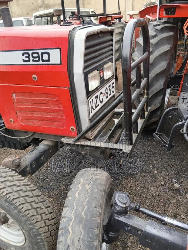 Massey Ferguson 390 SWT - main view