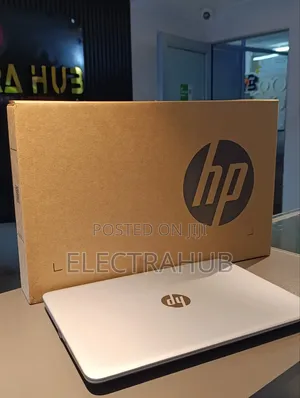 New Laptop HP EliteBook 840 G4 16GB Intel Core I7 SSD 512GB