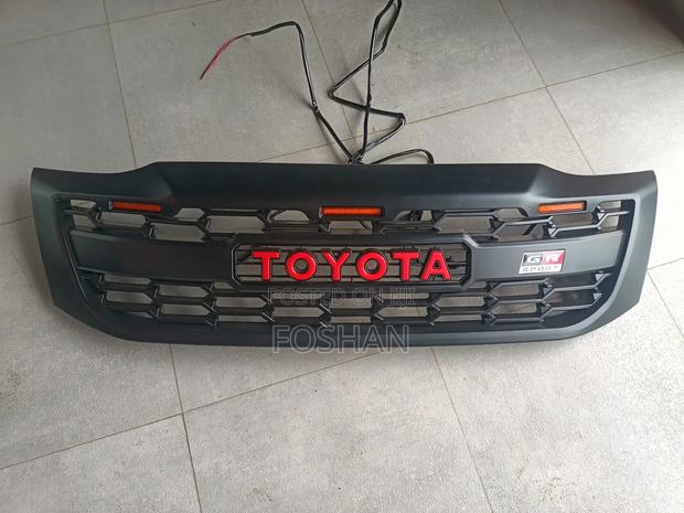 Vigo 2012 Gr Sport Grille - main view