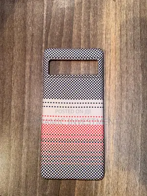 Magnetic Case Compatible With Google Pixel 8 Carbon Fiber Slim Case