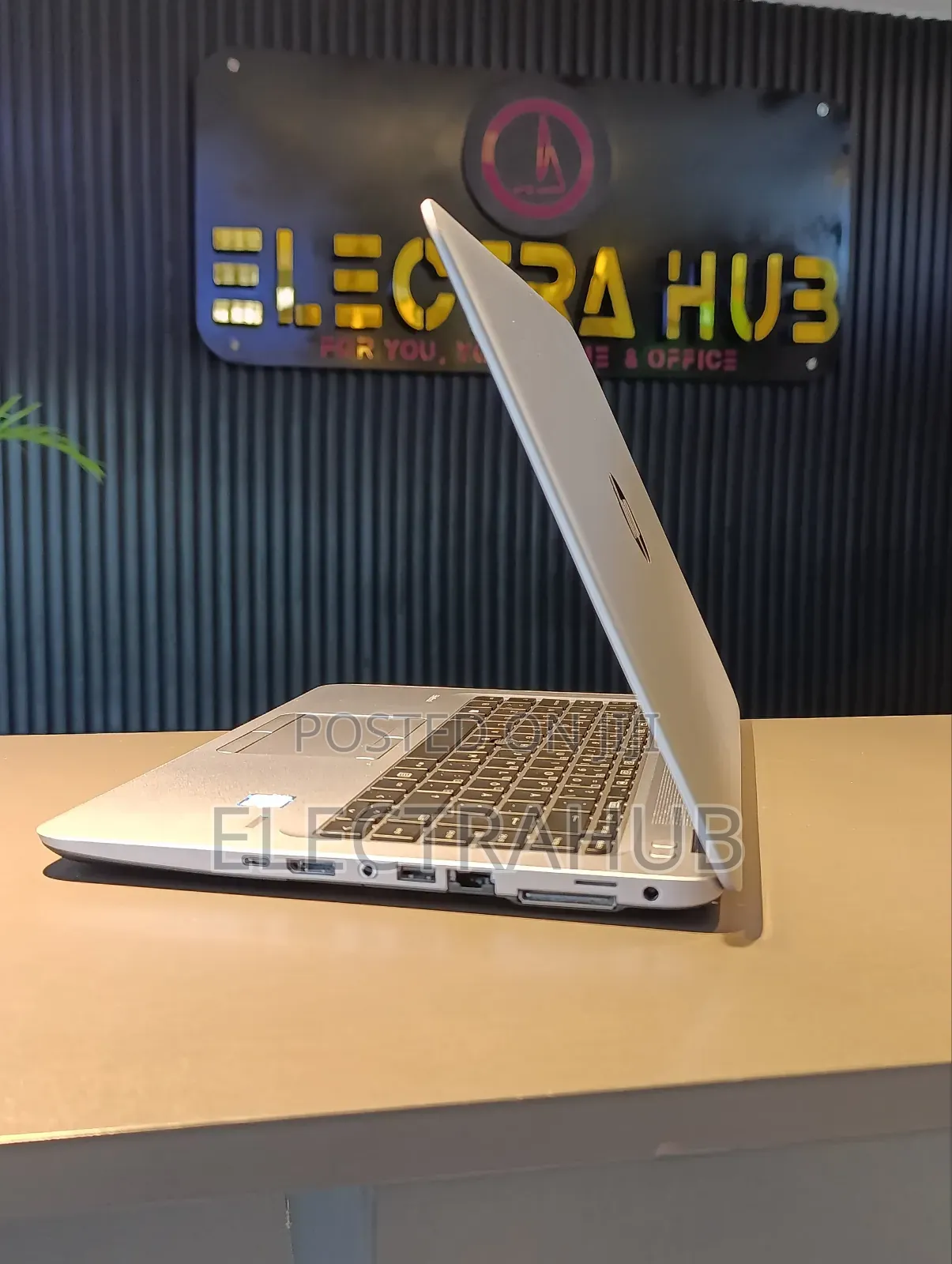 New Laptop HP EliteBook 840 G4 8GB Intel Core I5 SSD 256GB