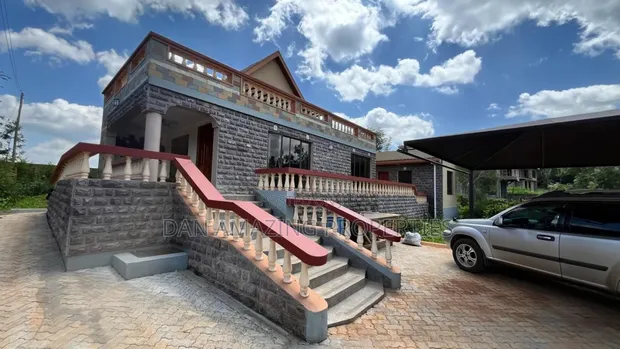4bdrm Maisonette in Karen On 1/4 Acre, Kerarapon for sale