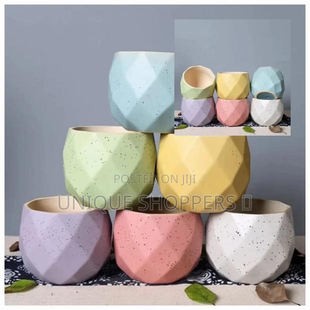 New Arrival-Deco Pot* - main view