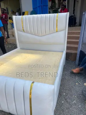 Comely 6 by 6 Modern Bed