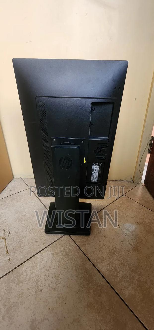 Hp Monitor 24 Inches With Hdmi/Vga/Dp