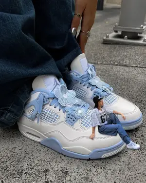 Air Jordan 4s" Forget Me Not",Forget Me Not's Sizes 36-40