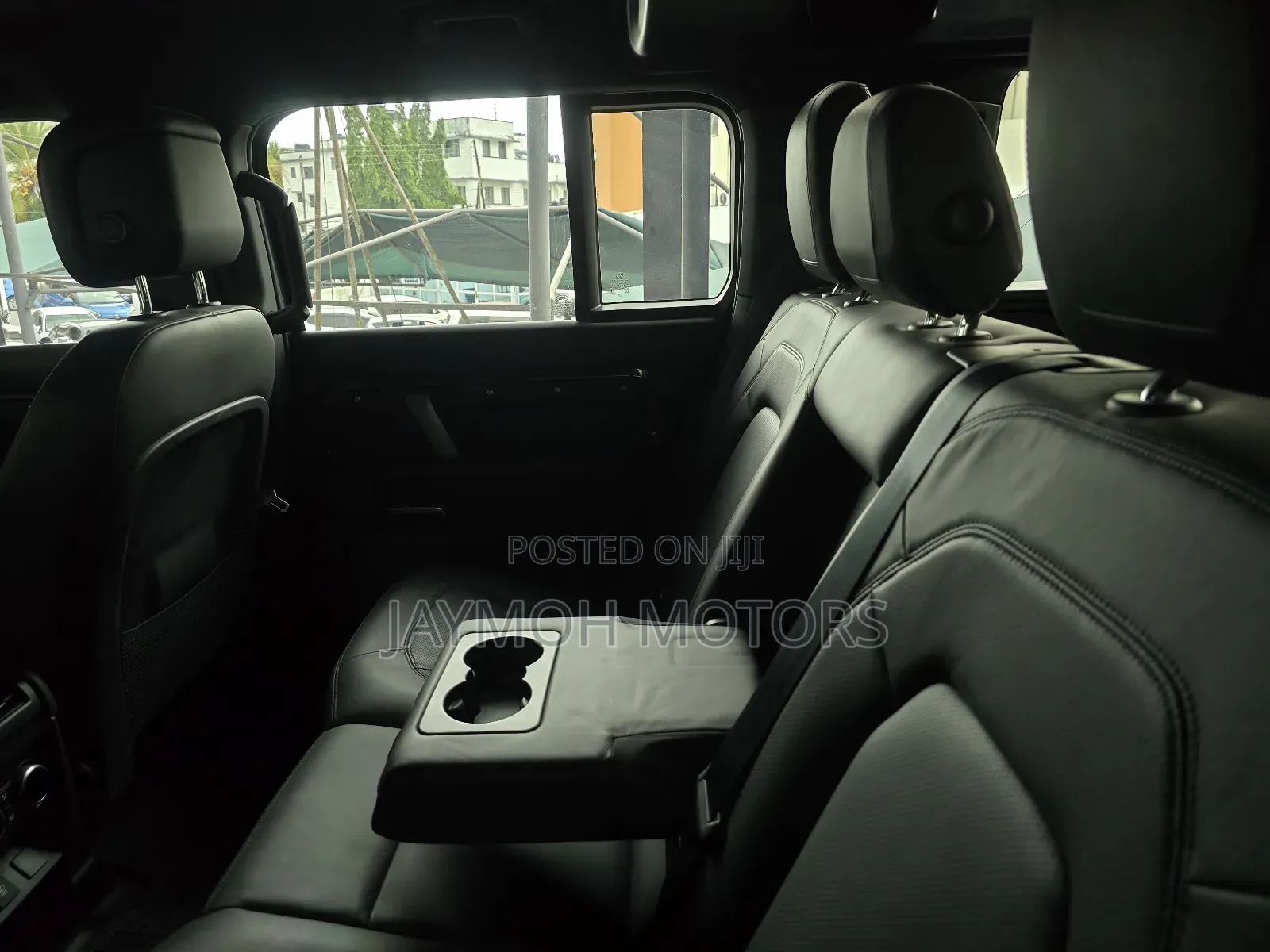 Land Rover Defender 2024 Black