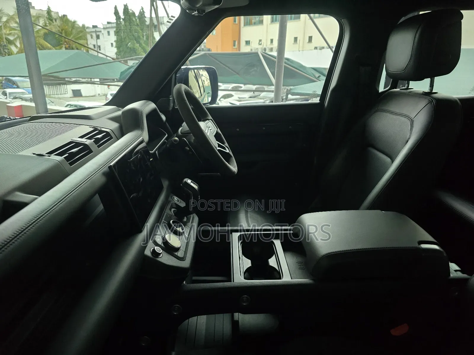 Land Rover Defender 2024 Black