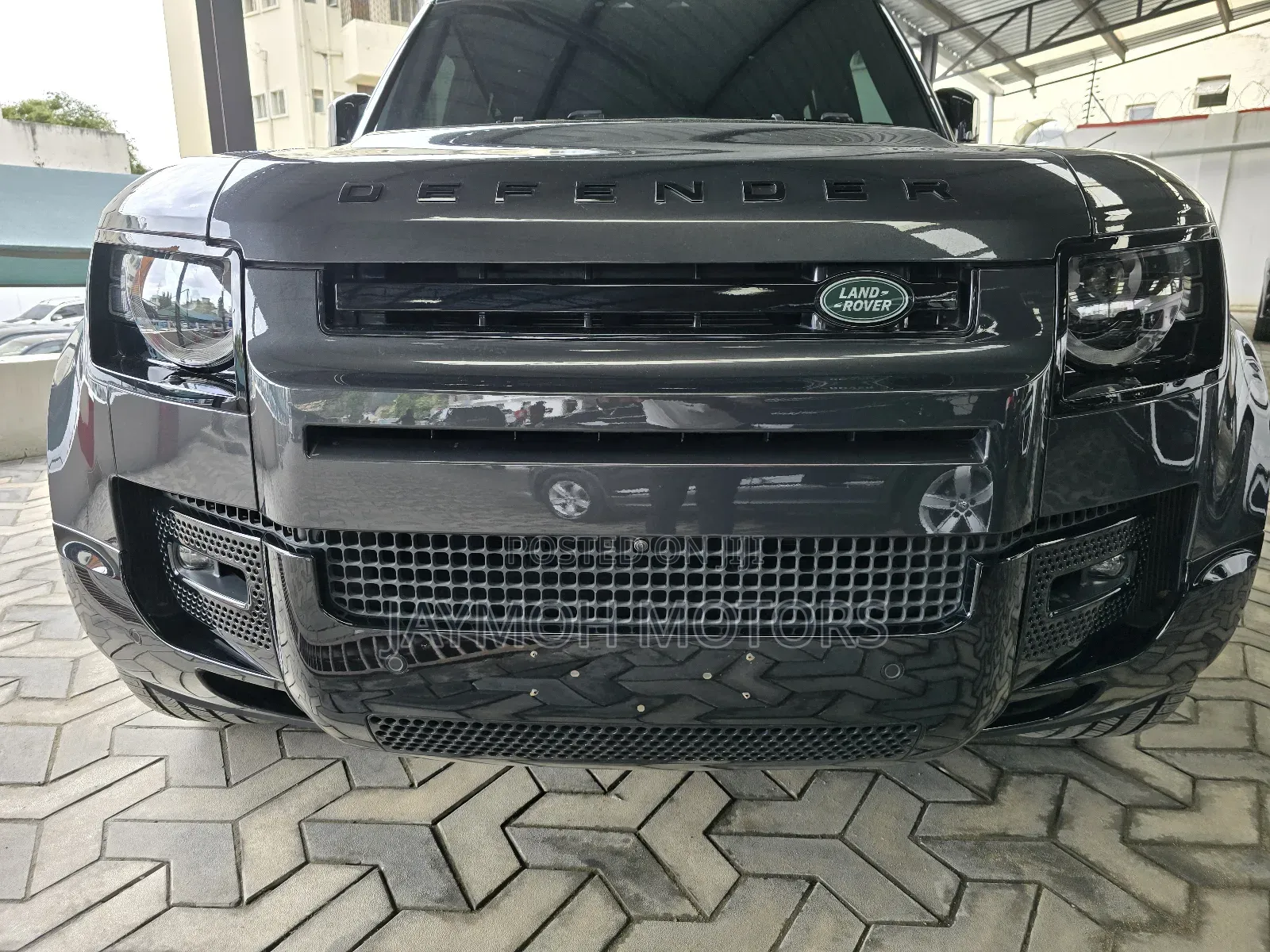 Land Rover Defender 2024 Black