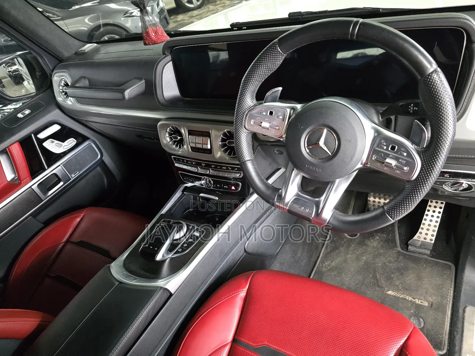 Mercedes-Benz G-Class 2024 White