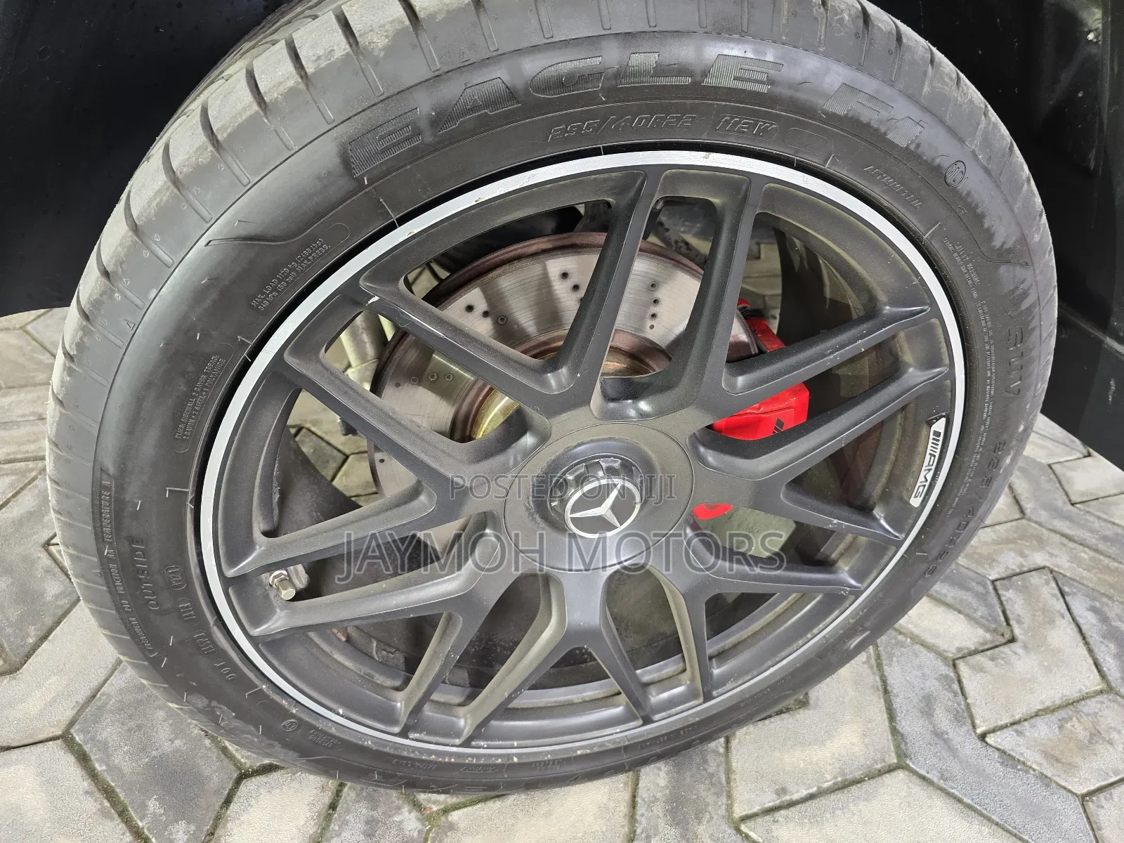 Mercedes-Benz G-Class 2024 White